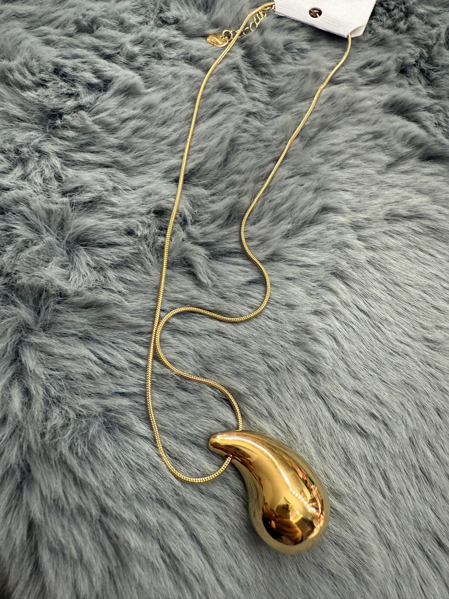 Collana goccia oro
